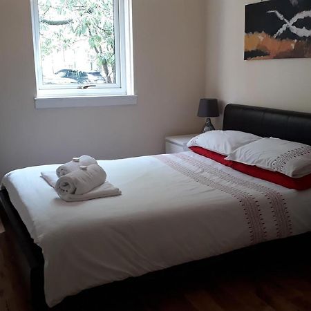 הוילה גלאזגו Bright City Centre House - Private Garden & Parking! מראה חיצוני תמונה