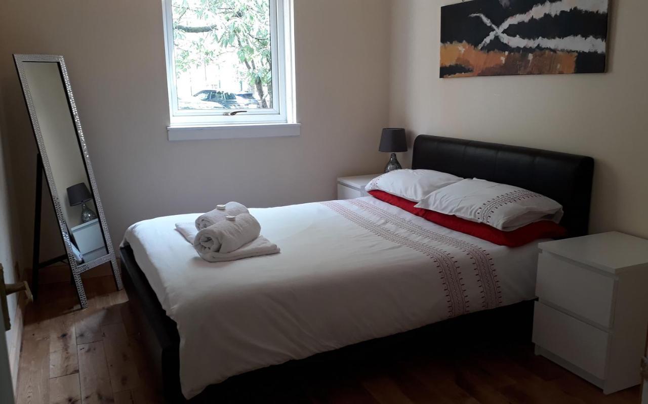 הוילה גלאזגו Bright City Centre House - Private Garden & Parking! מראה חיצוני תמונה
