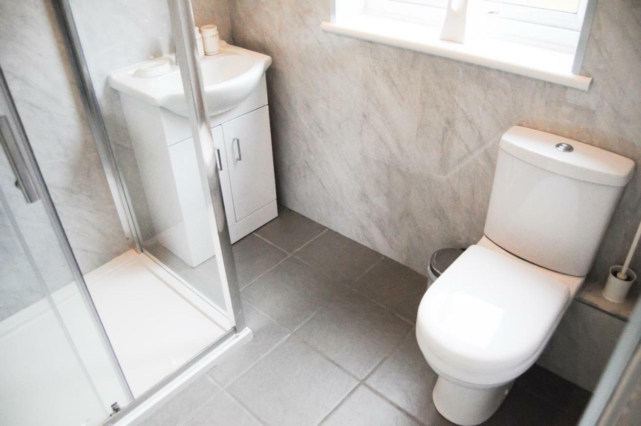 הוילה גלאזגו Bright City Centre House - Private Garden & Parking! מראה חיצוני תמונה